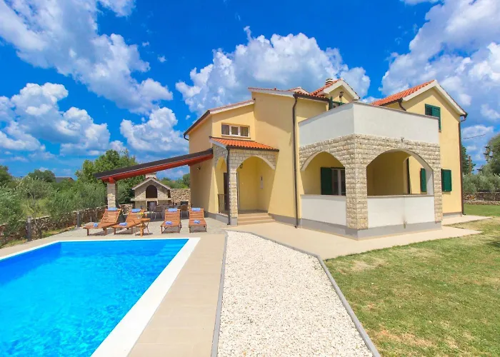 House Brist * Bristane