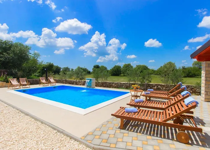 House Brist Ferienhaus Bristane